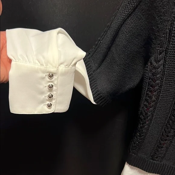 White House Black Market Monochrome Knit Blouse - Picture 4 of 6